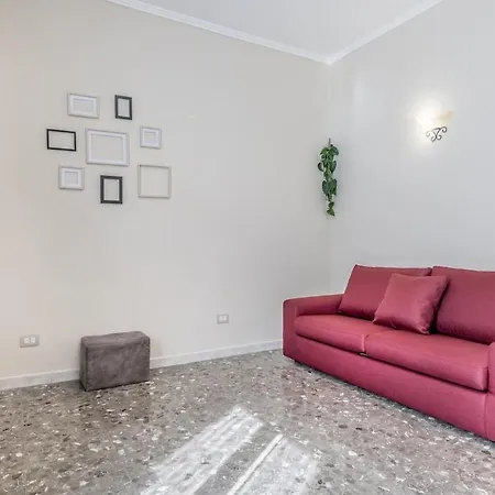 Typical House - Prenestina Apartment *